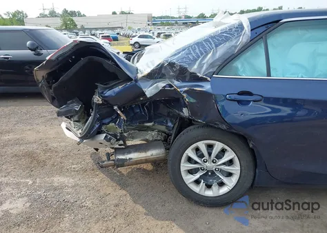 2015 Toyota Camry Le из США, поврежденный, VIN 4T4BF1FK5FR489990